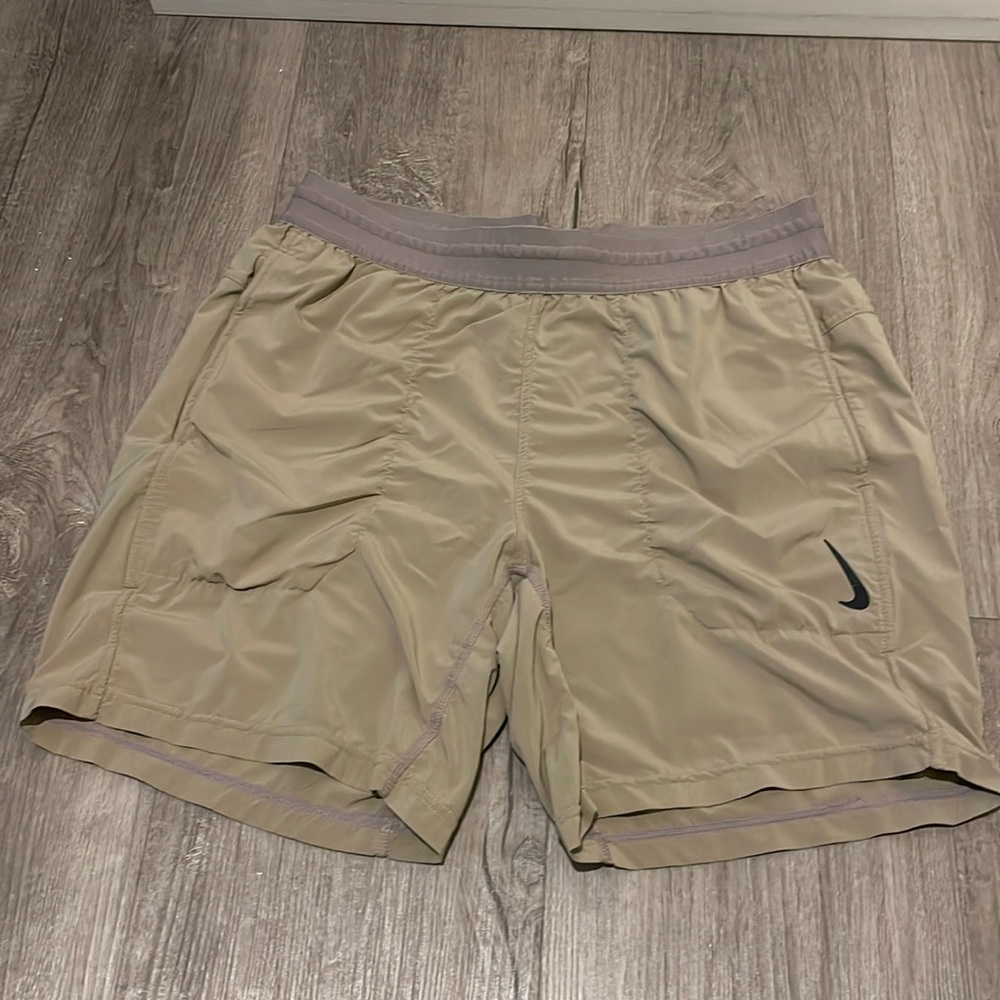 Nike Men's Tan Athletic Shorts